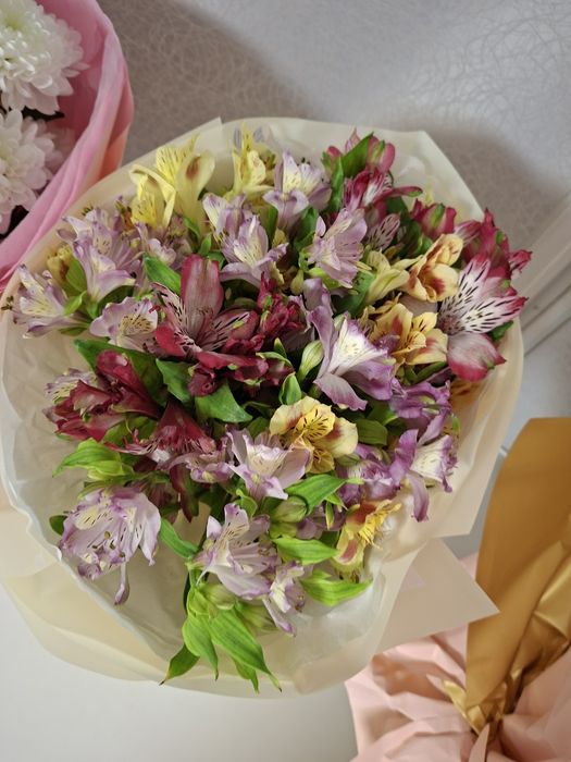 Букет цветов разные