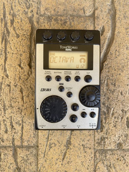 Korg Pandora PX4D procesor efecte chitara / vioara / saxofon