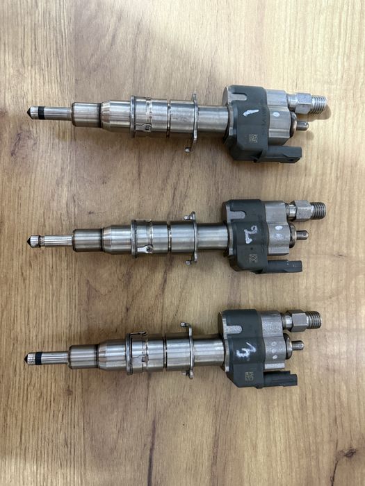 3 injectoare pentru motor n43,cod 13537589048-07