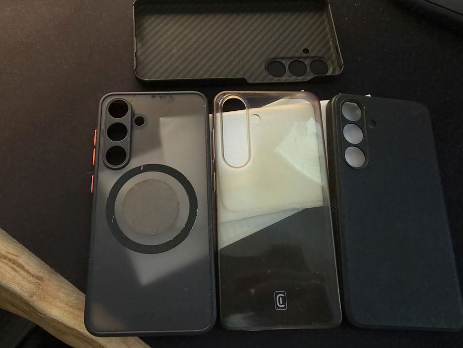 Vand husa carbon kevlar aramide pentru Samsung Galaxy S24 + folii si huse silicon bonus