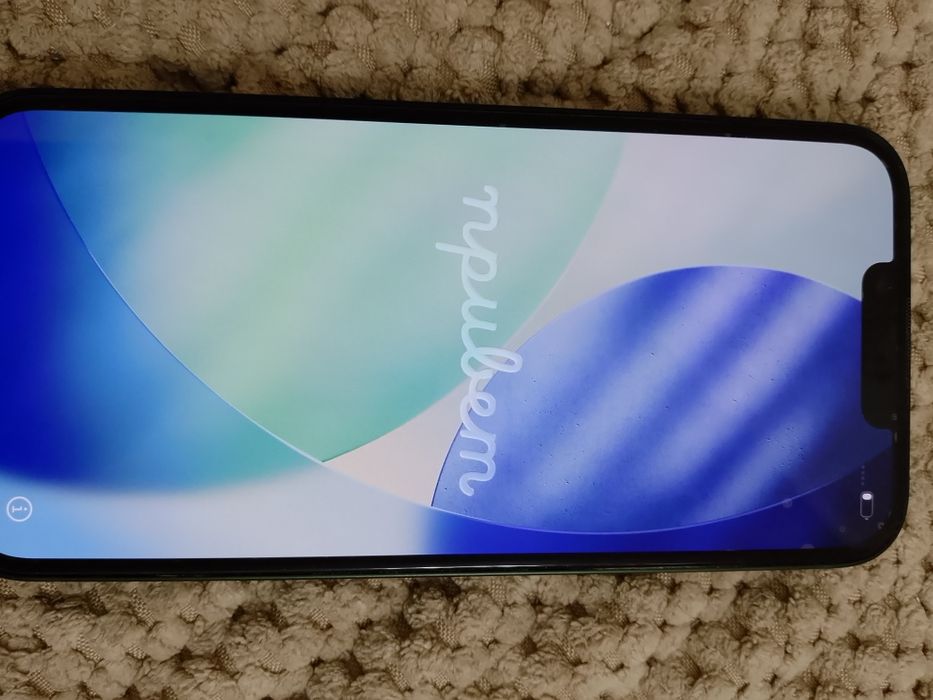 IPhone 13 зелёный