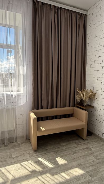 Парикмахерское кресло/рабочее место