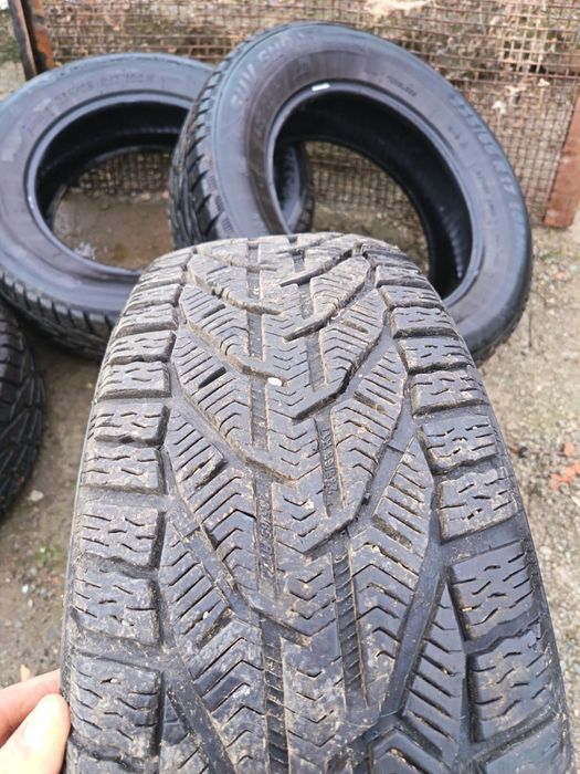 Vand anvelope R17