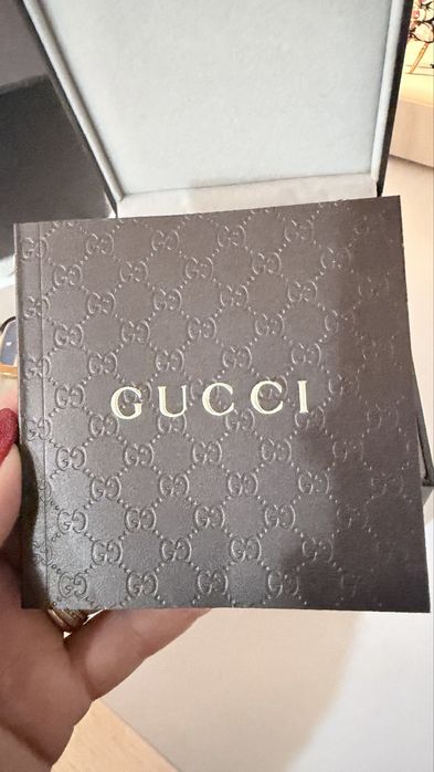 Ceas Gucci cu diamante
