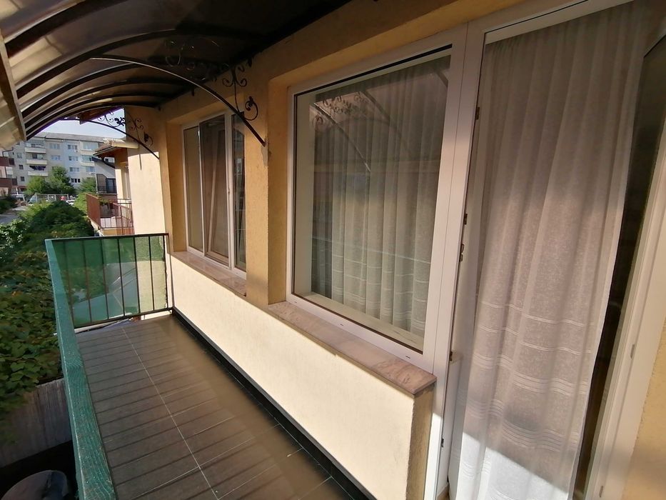 Apartament cu 3 camere 98 mp, închiriere pe termen lung
