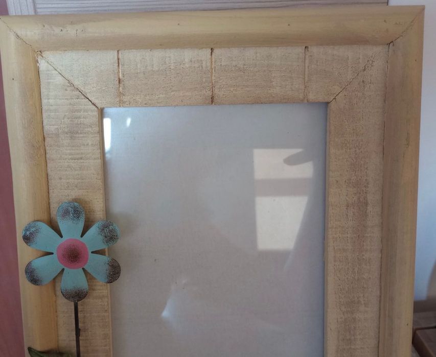 Дървена рамка за снимка