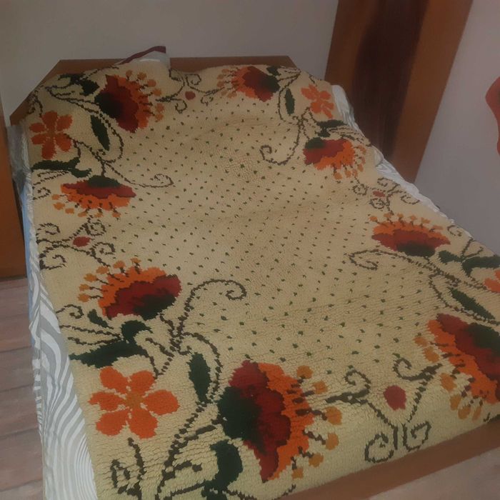 Китеници-жакардови-вълнени-нови