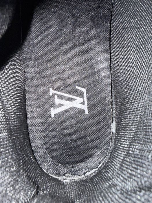 Louis Vuitton skate 44