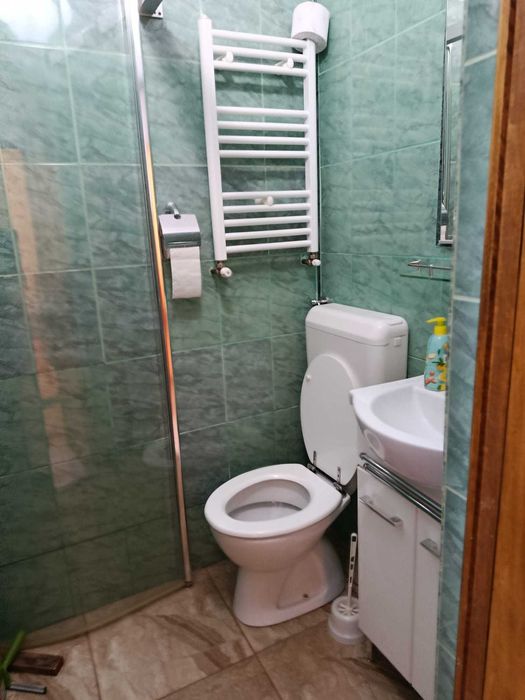 Apartament cu o cameră de vânzare la parter Zona Confectii