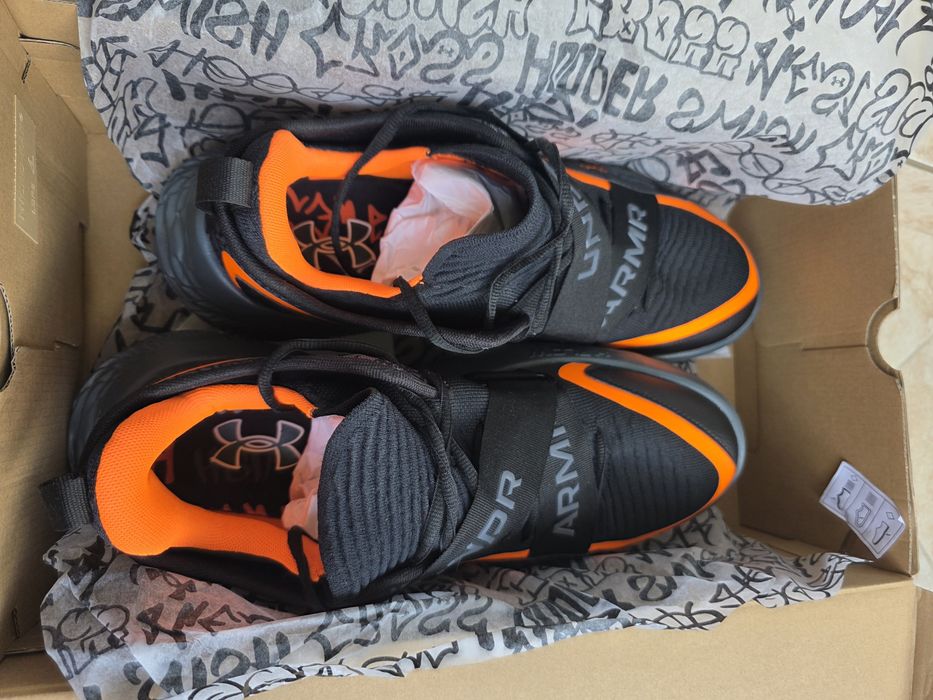 Under Armour  Flow FUTR X 4