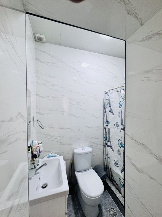 2 сотих участка сотилади