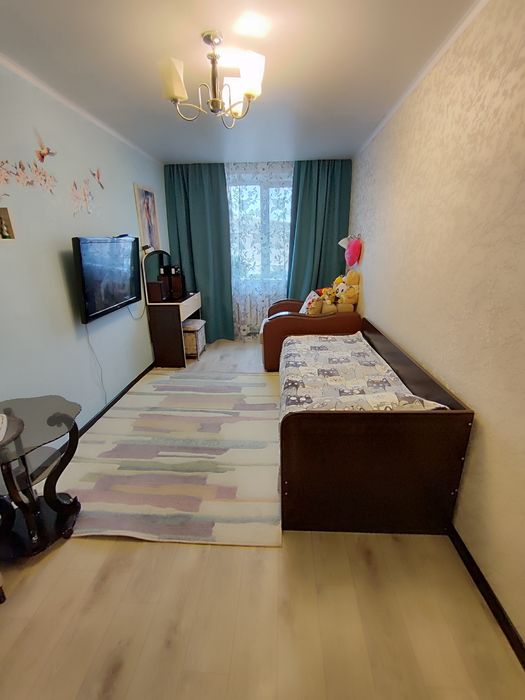 Продается 2-комн (7-78, 1 эт)