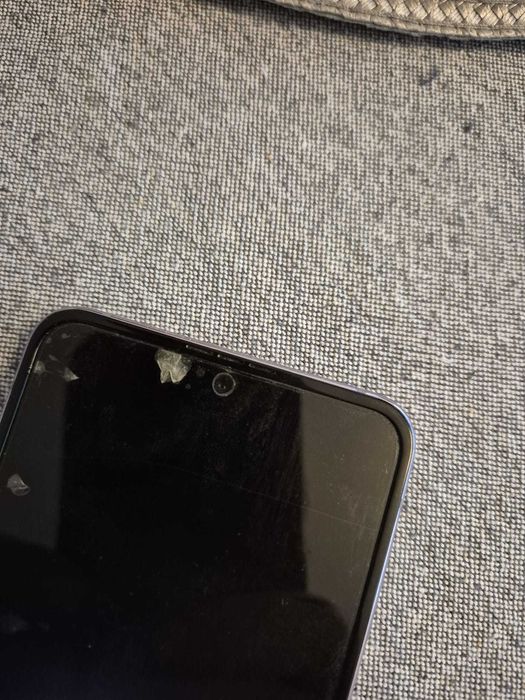 Samsung Z flip 4 128gb cu 8 gb perfect functional baterie excelenta