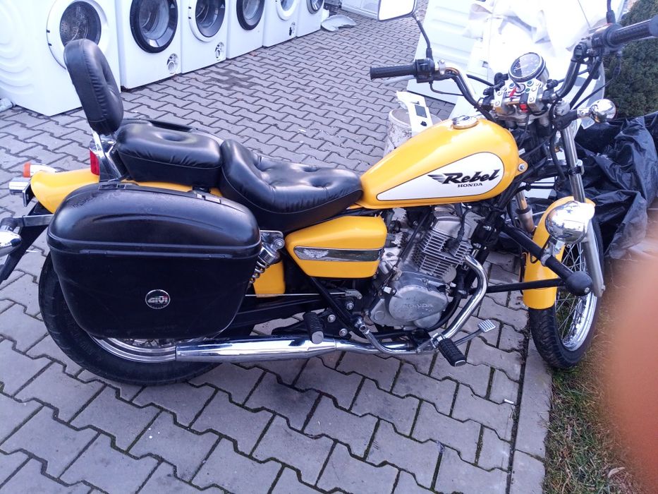 Vind Honda Rebel 125 cm