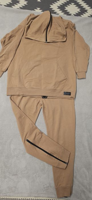 Costum de trening,mărimea M