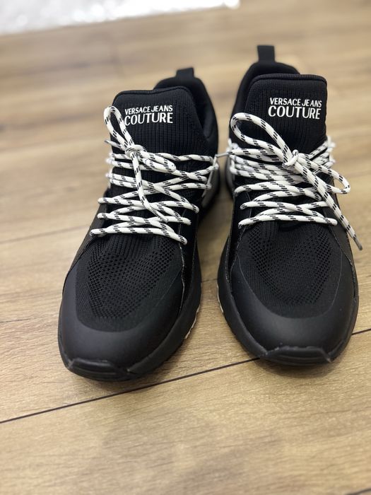 Обувки versace.