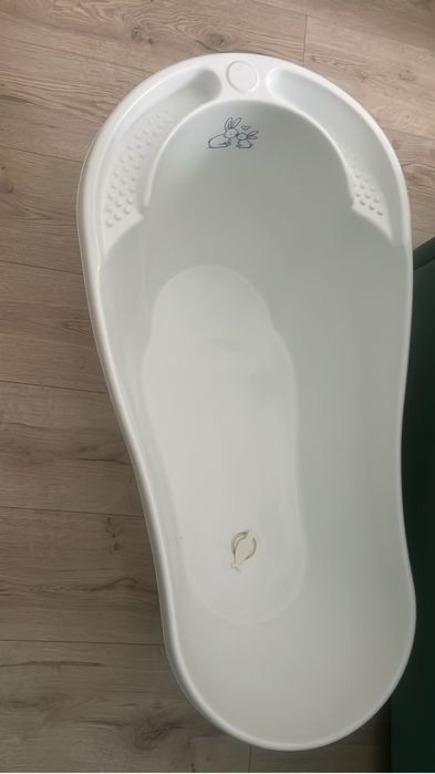 Ванночка белая детская