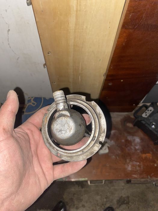 Дозатор мерседес