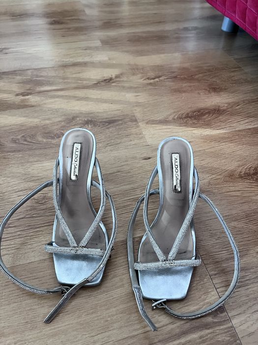Sandale cu toc, Aldo