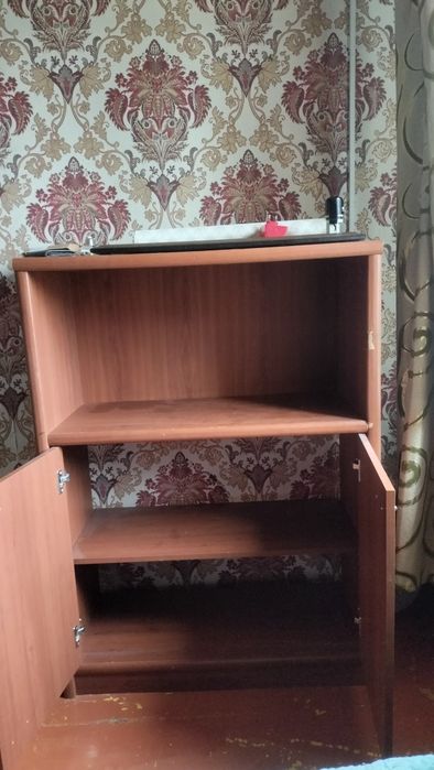 Продам комод-шкаф