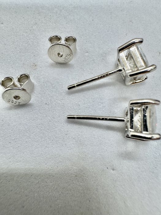 Сребърни обеци с мойсанит (Диамант) 1 карат