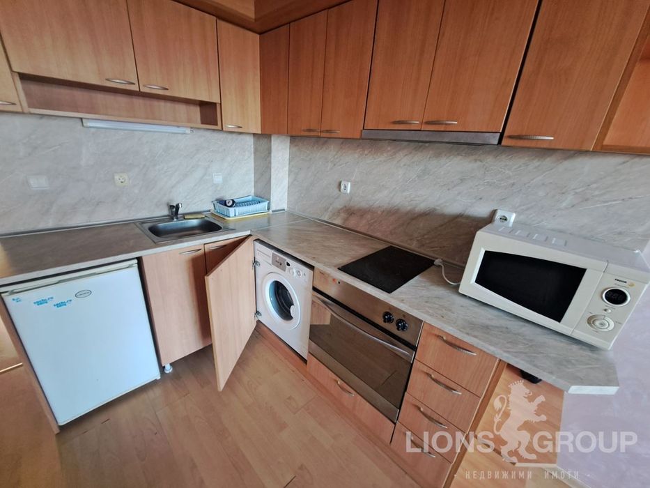 2-стаен в Варна, област-м-т Ален Мак площ 67 цена 400