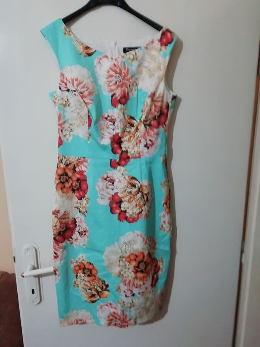 Дамска рокля официална нова