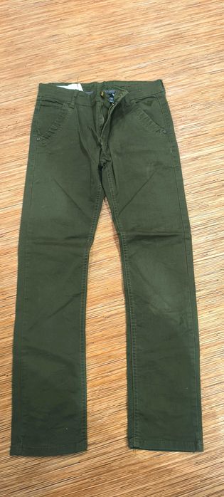 Продам одежду к 9 Мая на 10 лет