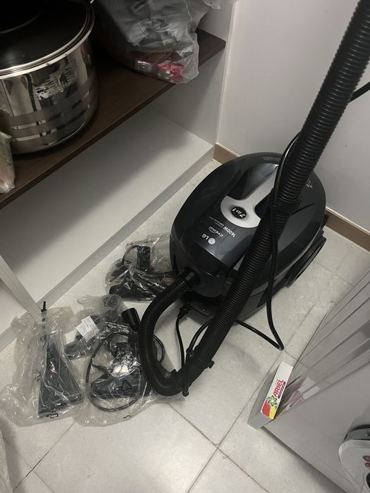 Пылесос LG 2в1 на запчасти