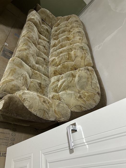 Угловой диван.