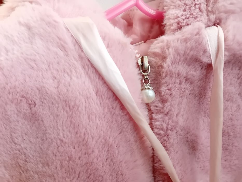 Vand haina imitatie de blana pentru fetite 2-3 ani