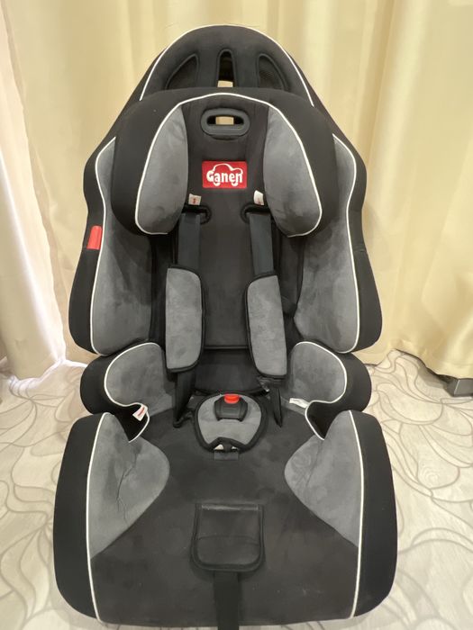 Автокресло деское