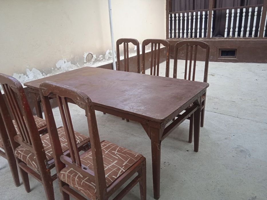 Stol Stul 48 ta Stul 8 stol