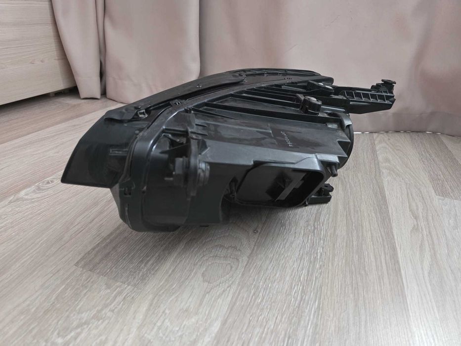 Far led VW Volkswagen Passat B 8.5 dreapta