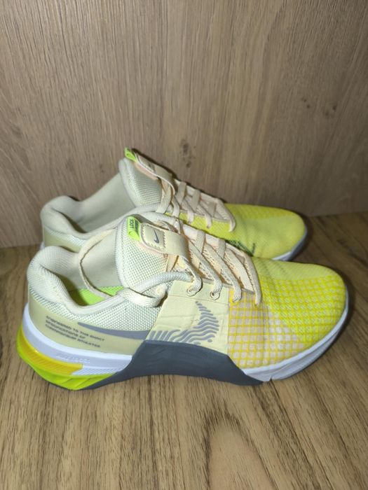 Маратонки- Nikeе