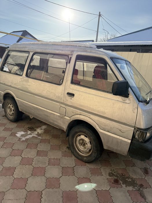 Нисан ванета на ходу