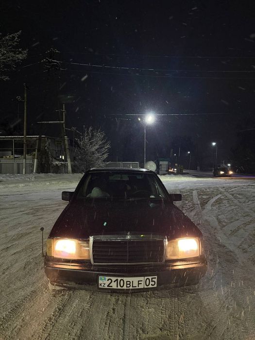 Мерседес 190 2 обем