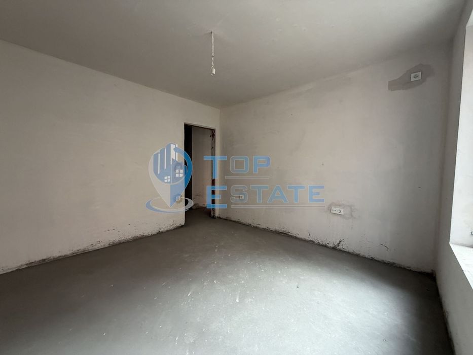 Продава се Тристаен апартамент в Велико Търново, Бузлуджа - 153 кв.м за 1151 €/кв.м - Снимка #2