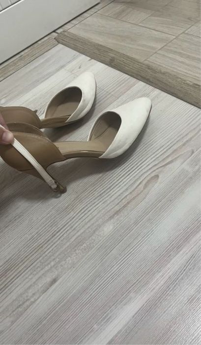 Продам красивые туфли