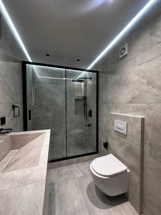 Ц-5 м.Минор 2-комн 2/4 55 м² кирпич евроремонт меб/тех внутри массива