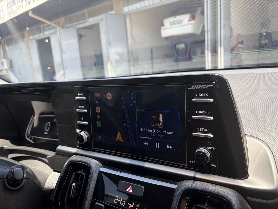 Kia sonet prestige 2024