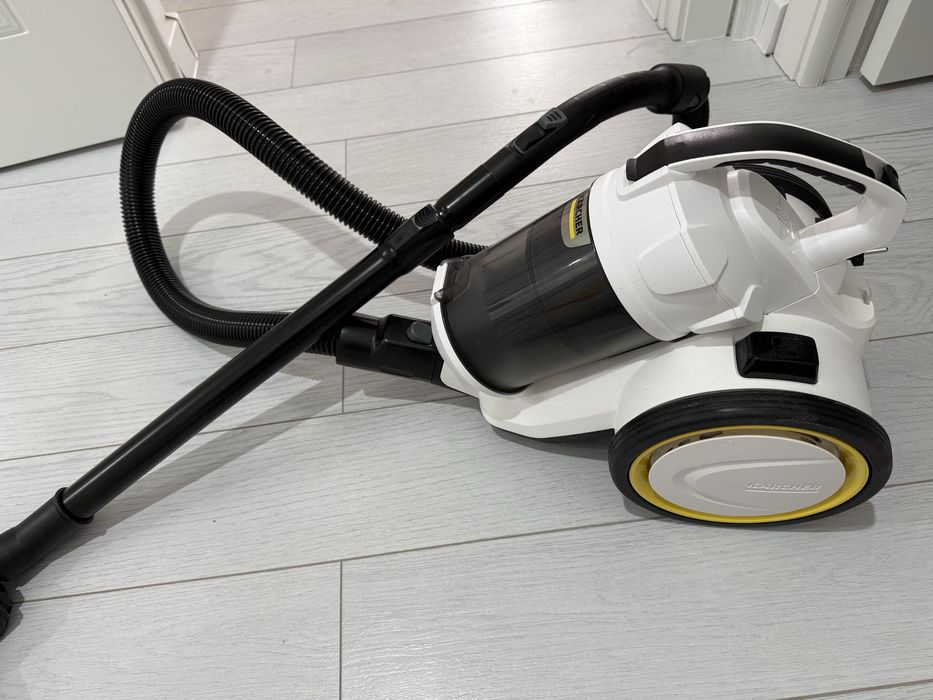 Продам пылесос Karcher