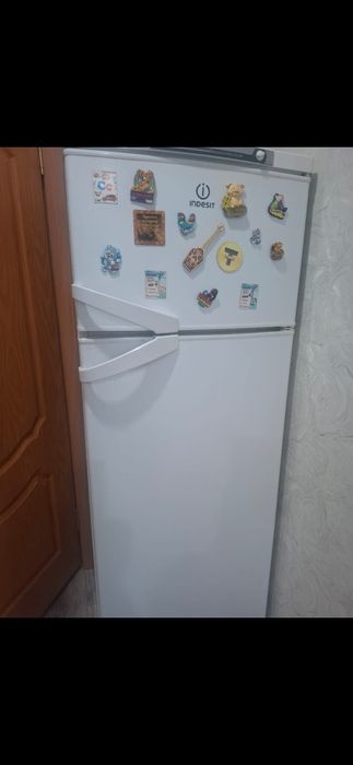 Продам холодильник