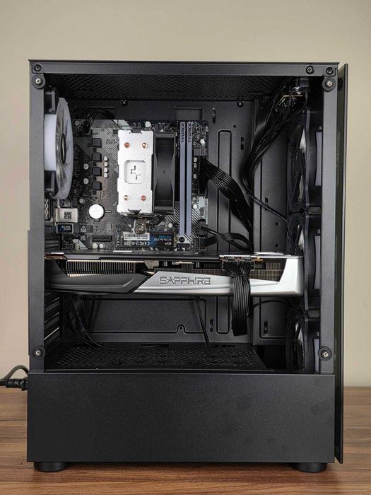 Нов | Ryzen 5600 | RX 6600 | 16 GB RAM | NVMe 512GB | Геймърски