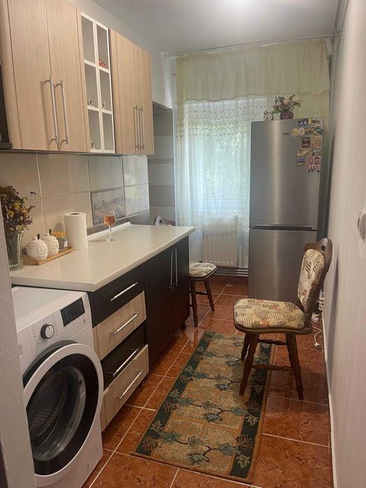 Inchiriez apartament cu o camera