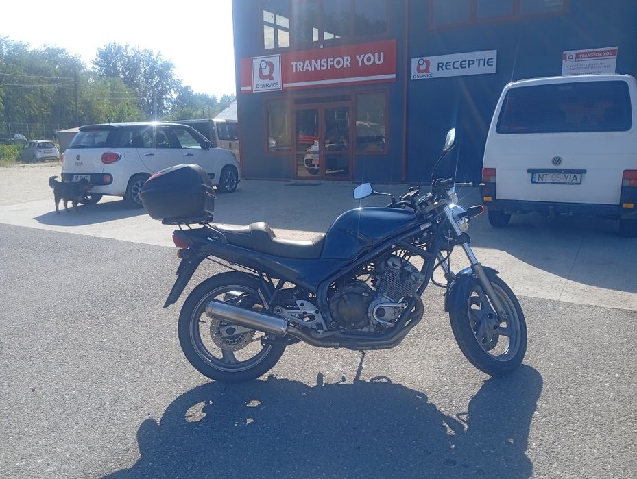 Se vinde Yamaha xj 600 s