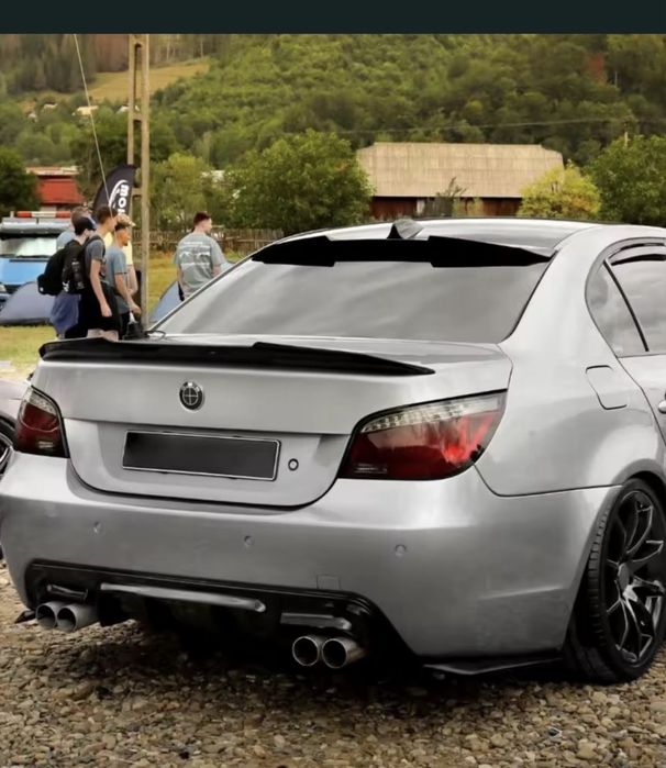 Eleron Luneta BMW e60 High M4 style