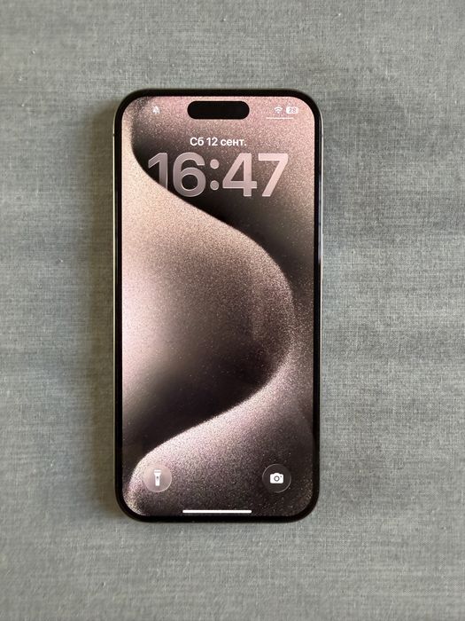 Продается Iphone 15 pro 128 гб в идеале
