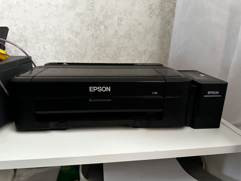 Продается цветной принтер Epson L132 в отличном состоян