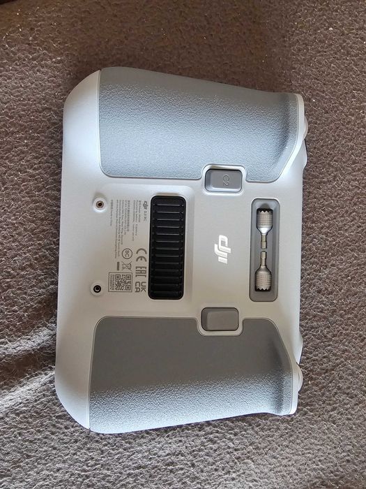 Telecomanda DJI RM 330 în garanție